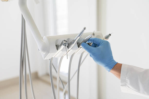 24/7 Emergency Root Canal Treatment experts in West Chicago, IL